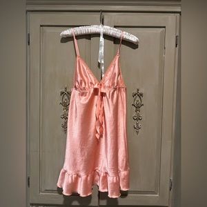 Vintage Victoria’s Secret peach babydoll gown VS
